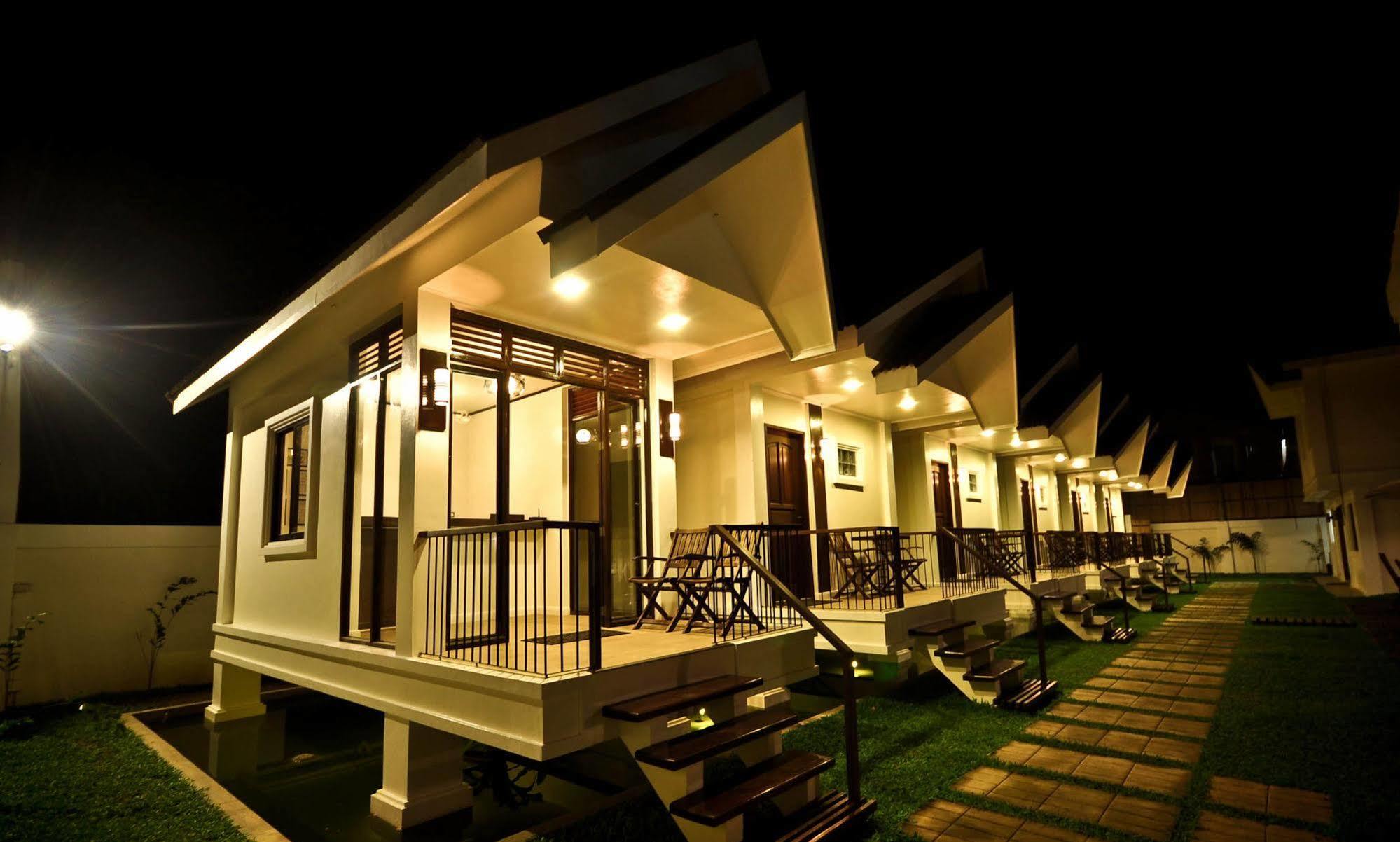 Cleon Bed & Breakfast 2*